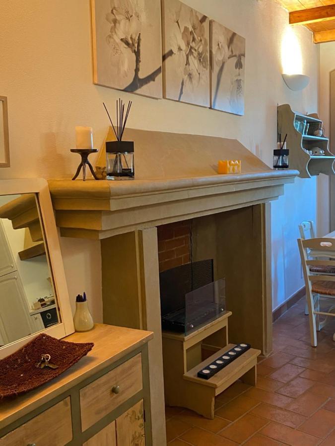 Antica Posta - A Post House Apartment Barberino di Mugello Bagian luar foto